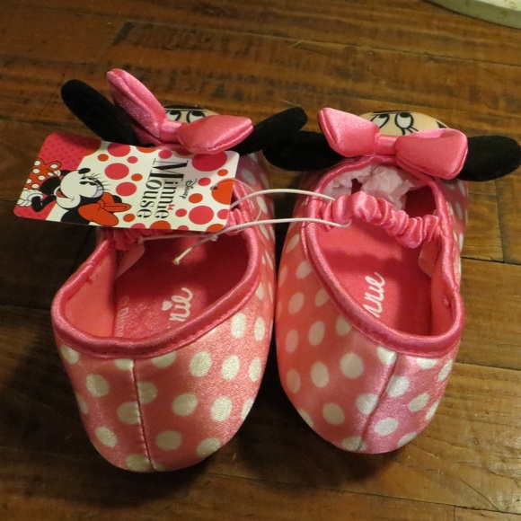 Minnie Mouse Slippers NWT - Picture 3 of 4